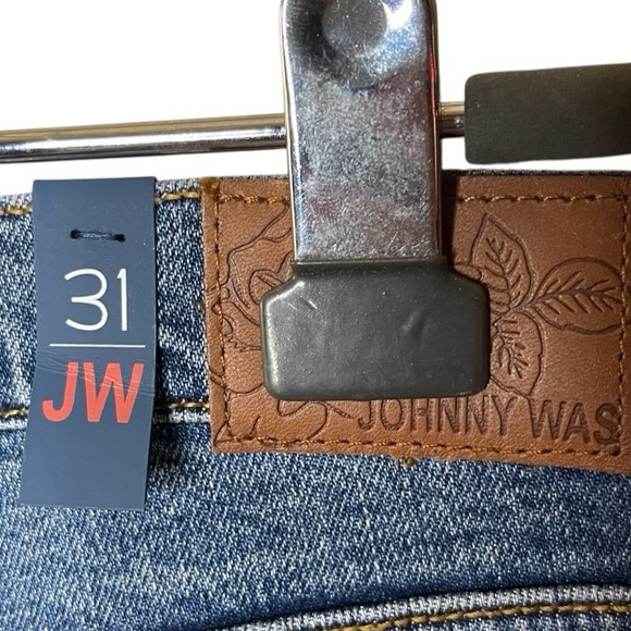 Johnny Was Cropped Baby Boot Sequin Jeans Sz 31 NWT - Picture 5 of 8